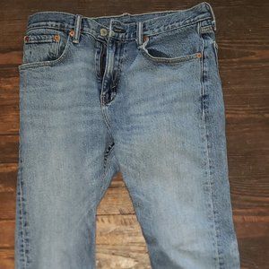 Levi's 502 Taper Cut Jeans